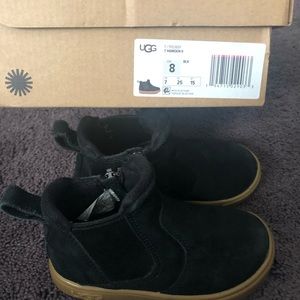 Toddler Ugg’s Black boots size 8 Toddler